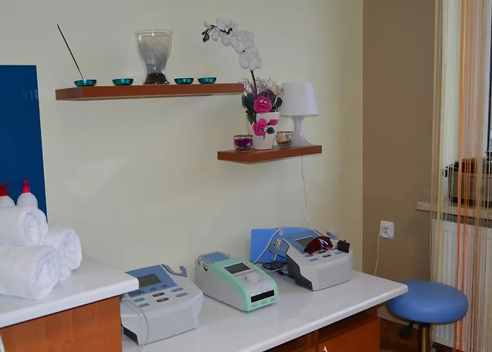 Obok Lasu 3* Grebiszew